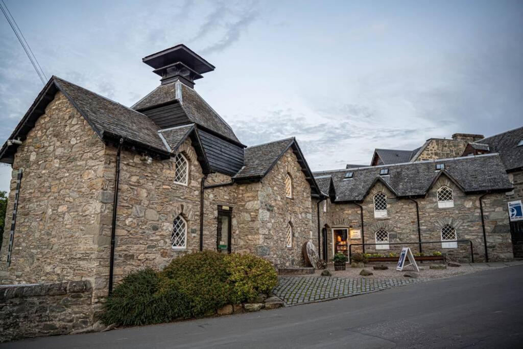 Cozy Newly Renovated Town Centre Apartment Aberfeldy Exterior foto